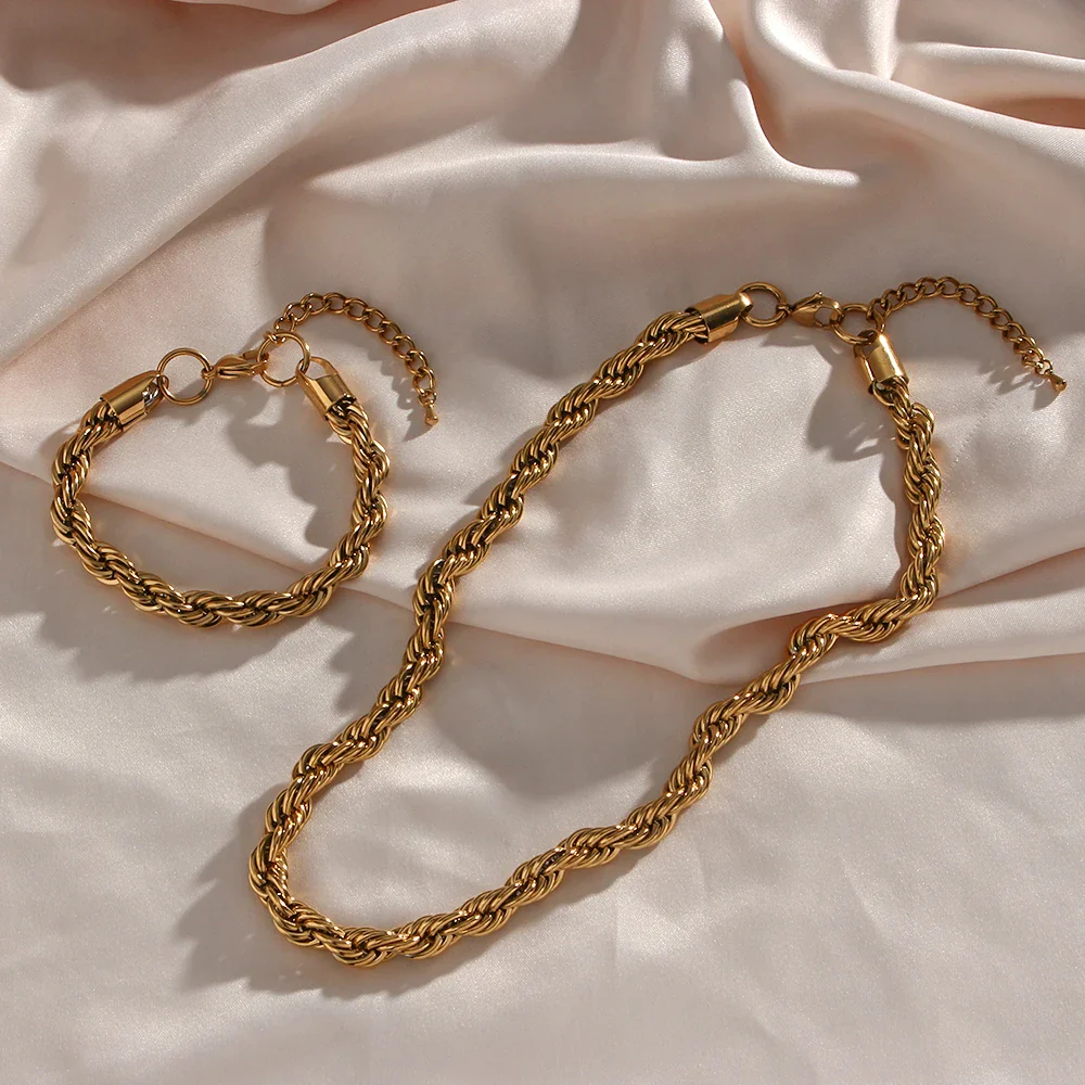 Chunky Gold Twisted Necklace and Bracelet Set - Image 5