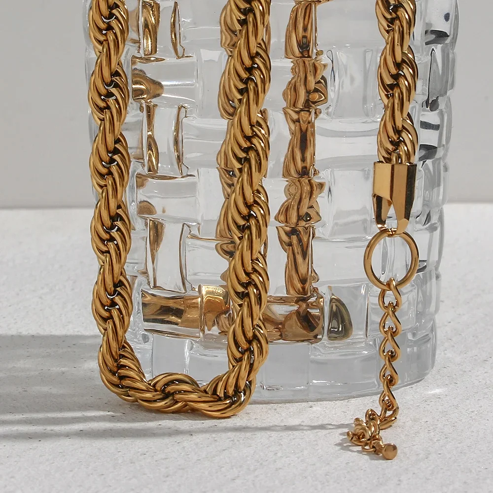 Chunky Gold Twisted Necklace and Bracelet Set - Image 7