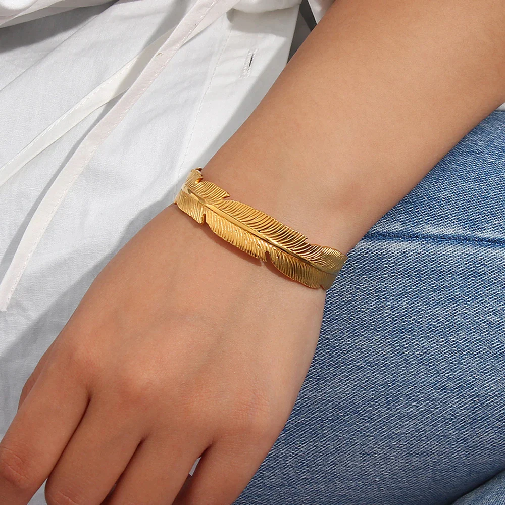 Feather Cuff Gold Bangle Bracelet - Image 3