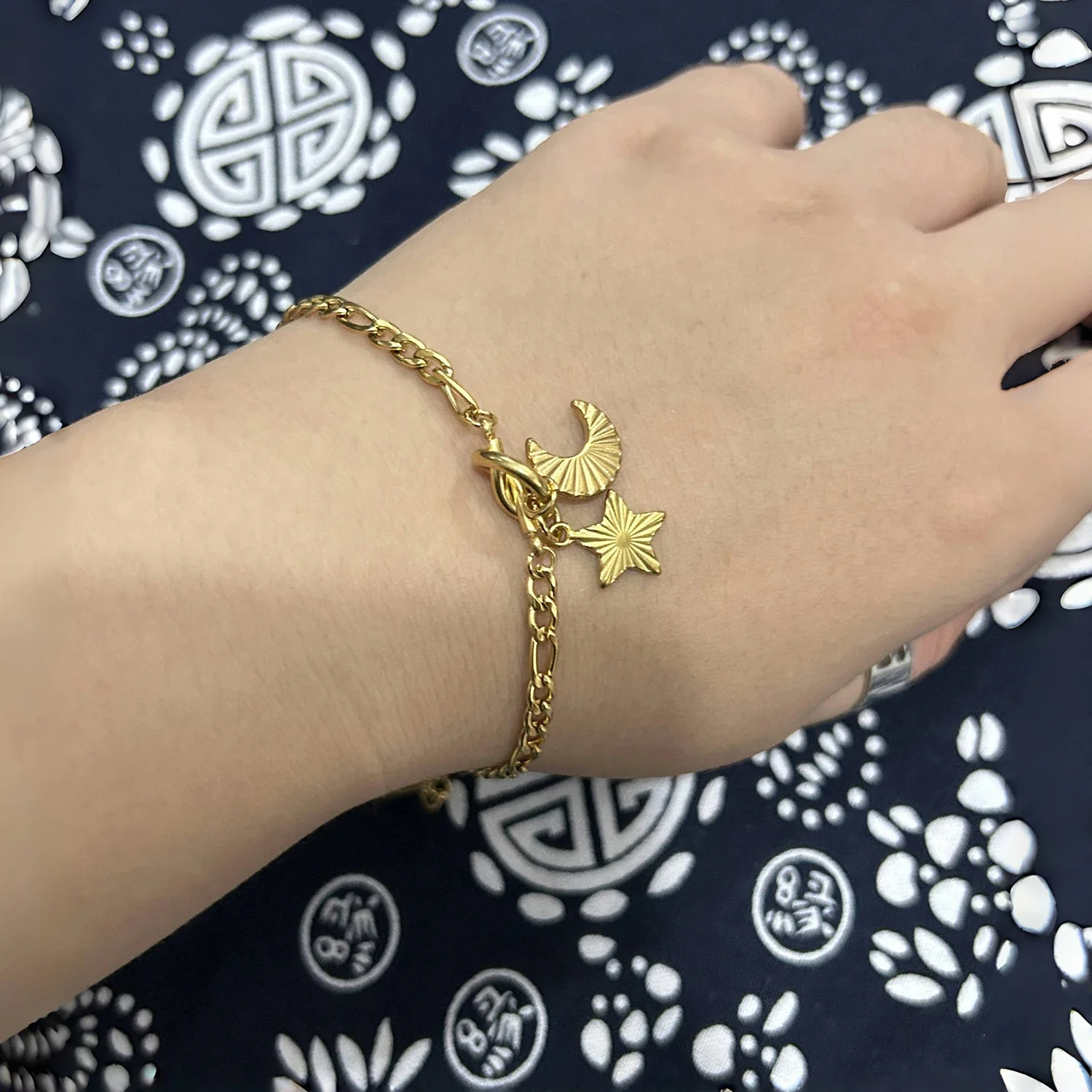 Star & Moon - Gold Necklace and Bracelet Set - Image 2