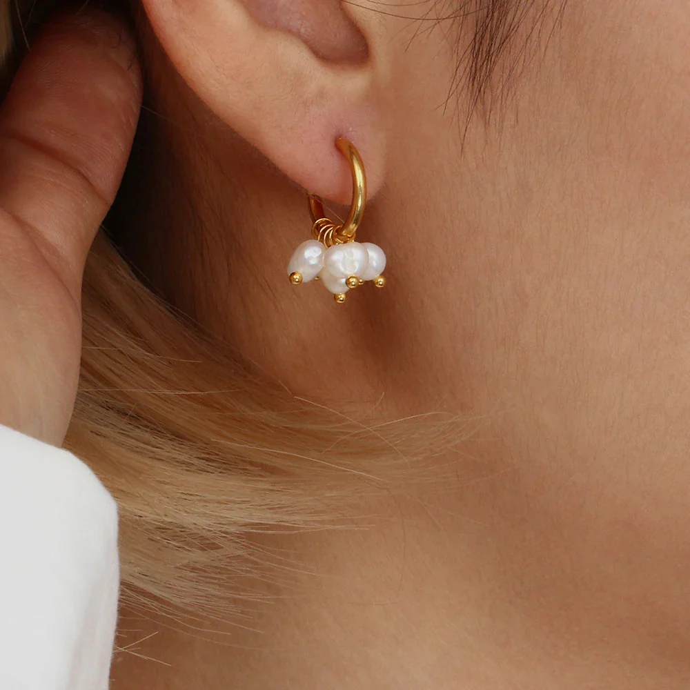 Gold Hoop Earrings with Pearls - Image 2