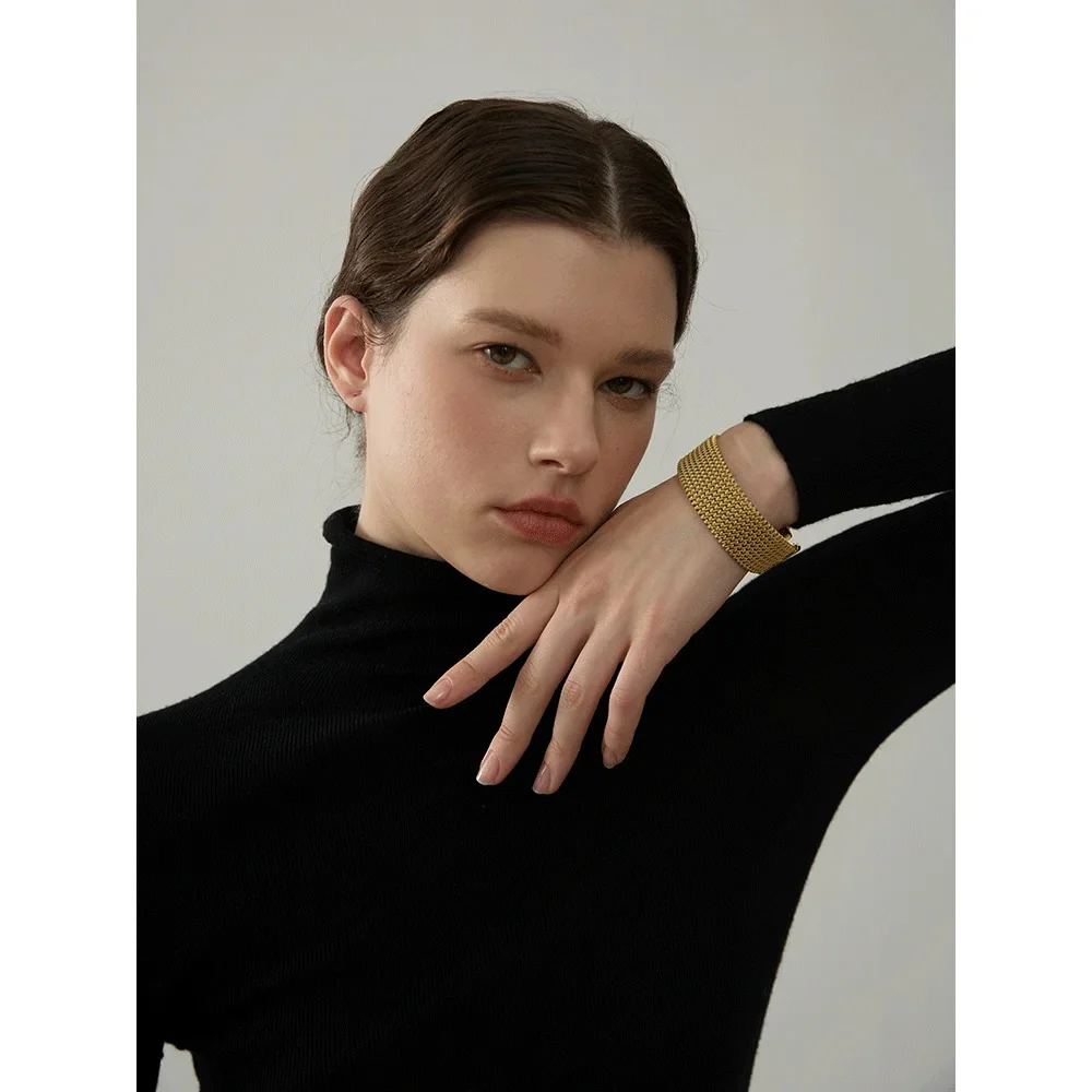 Gold / Silver Wide Statement Bangle Bracelet - Image 5
