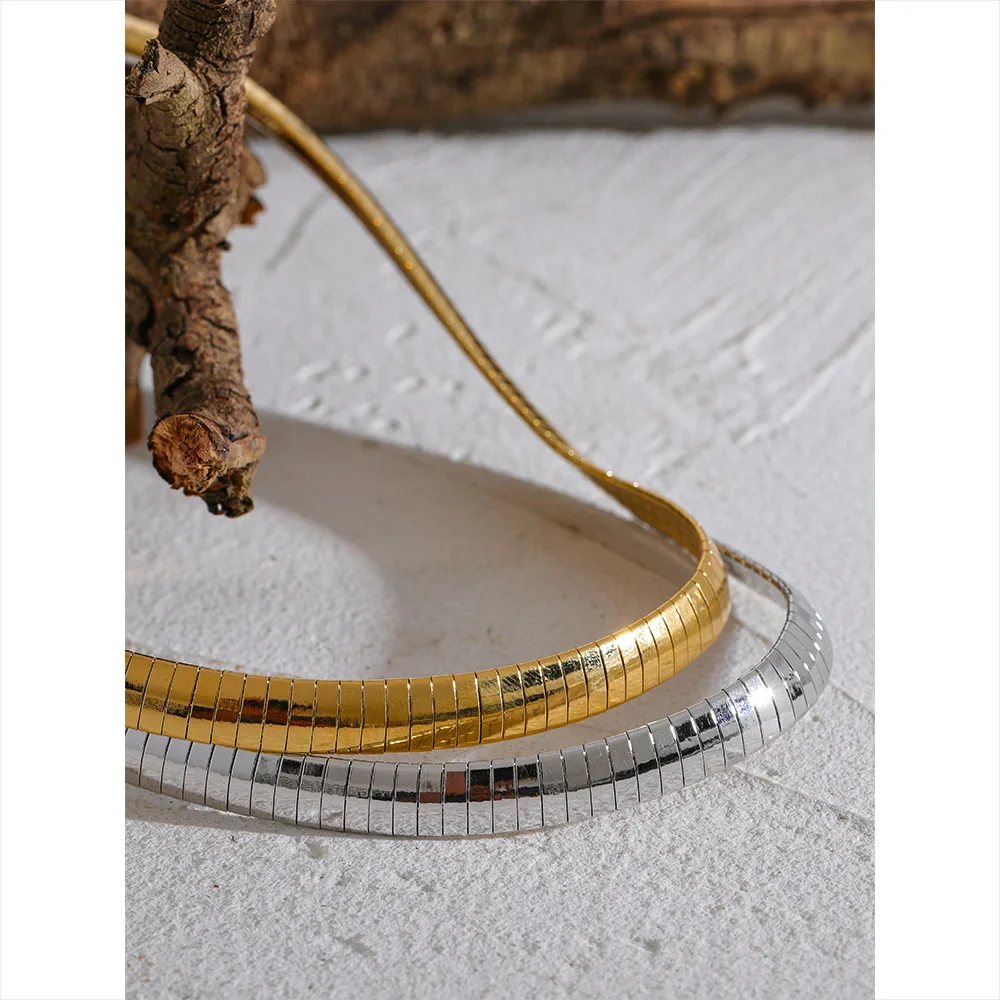 Gold Flat Snake Choker Necklace - Image 6