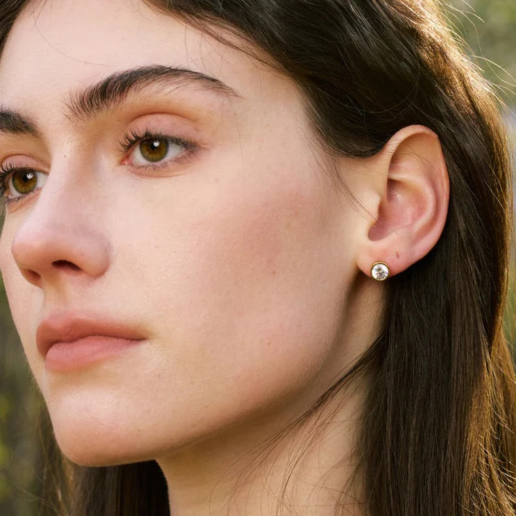 Lumière - Stud Earrings Gold / Silver - Image 5