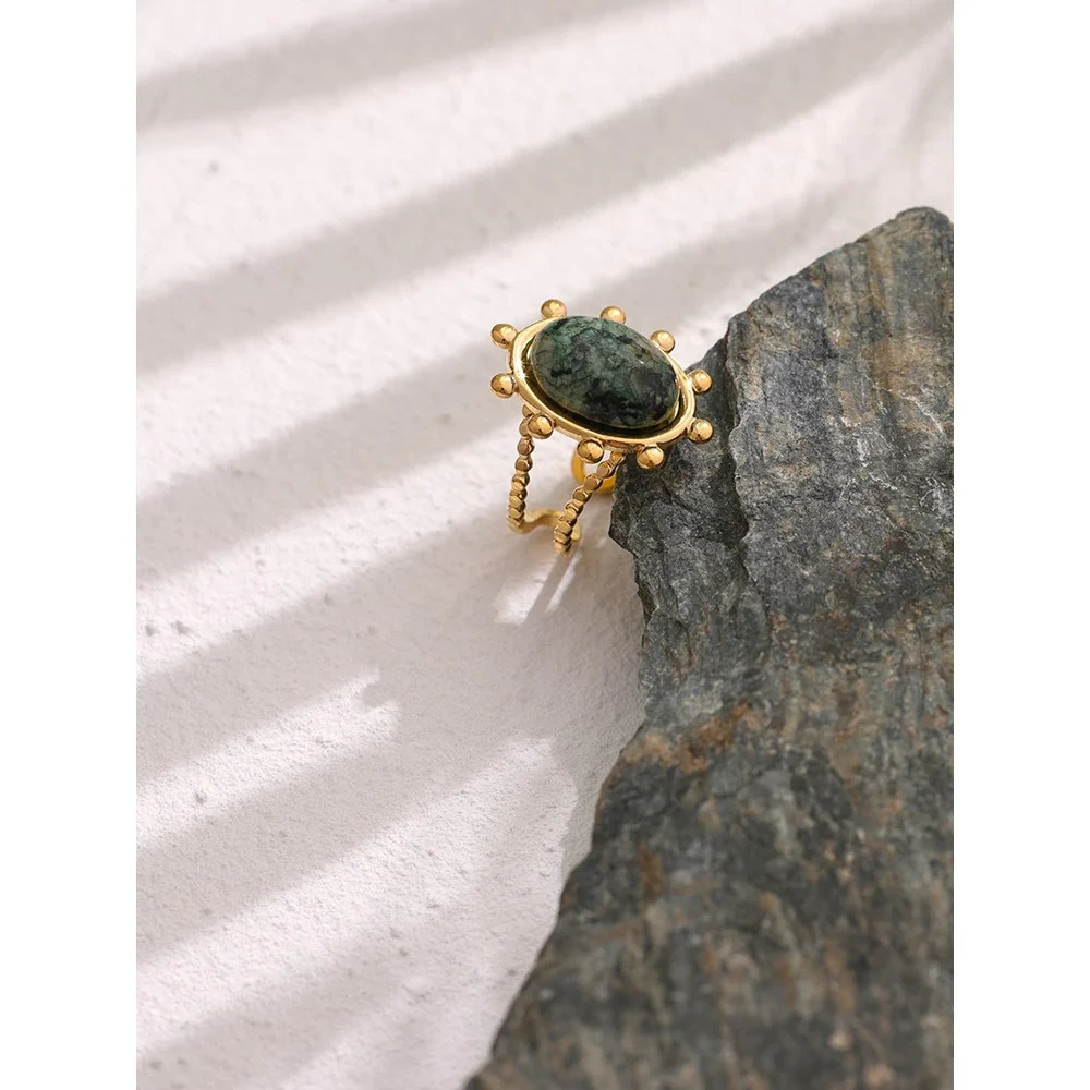 Nature and the Earth -  Gold Ring with African Turquoise Jasper - Image 4