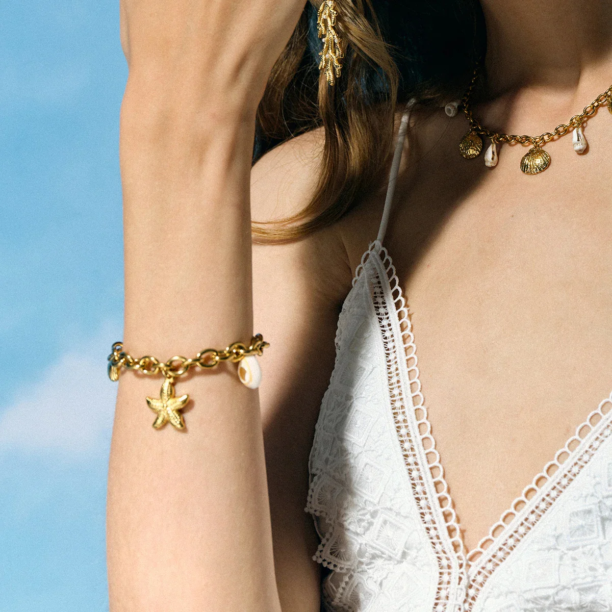 Ocean Treasures - Starfish and Shell Conch Gold Women Bracelet - Image 2
