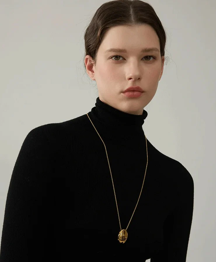 Reflection - Long Oval Necklace Gold / Silver - Image 2