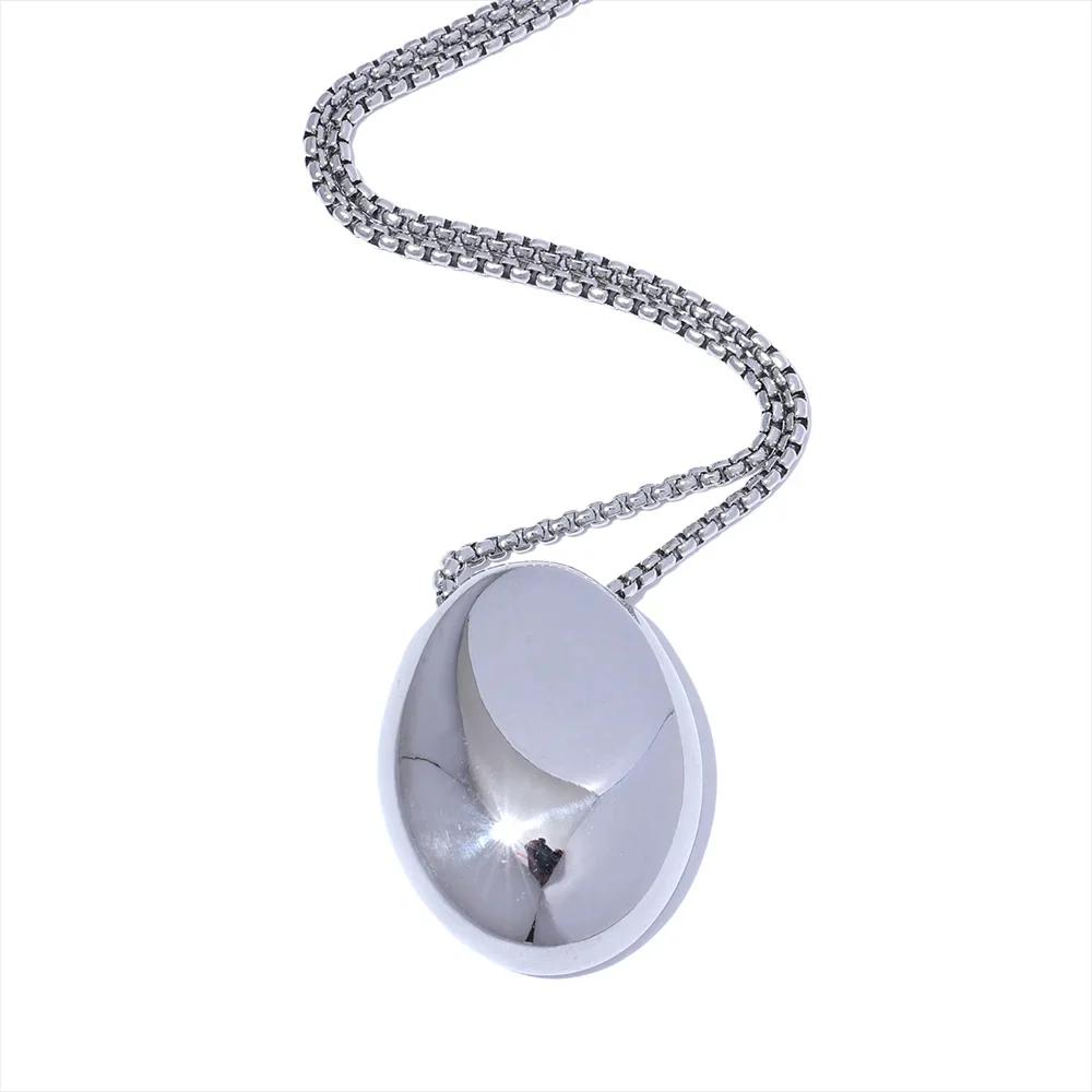 Reflection - Long Oval Necklace Gold / Silver - Image 4