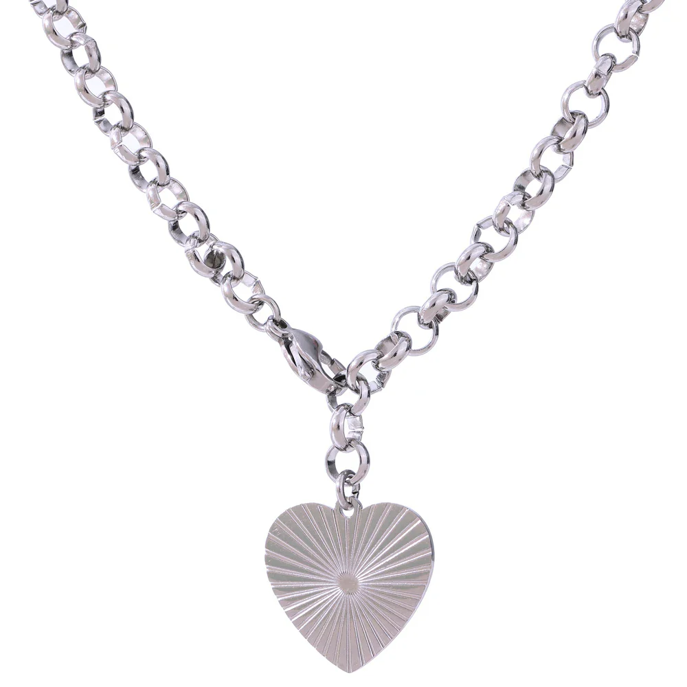Run Freely - 18k Gold | Silver Heart Necklace - Image 6